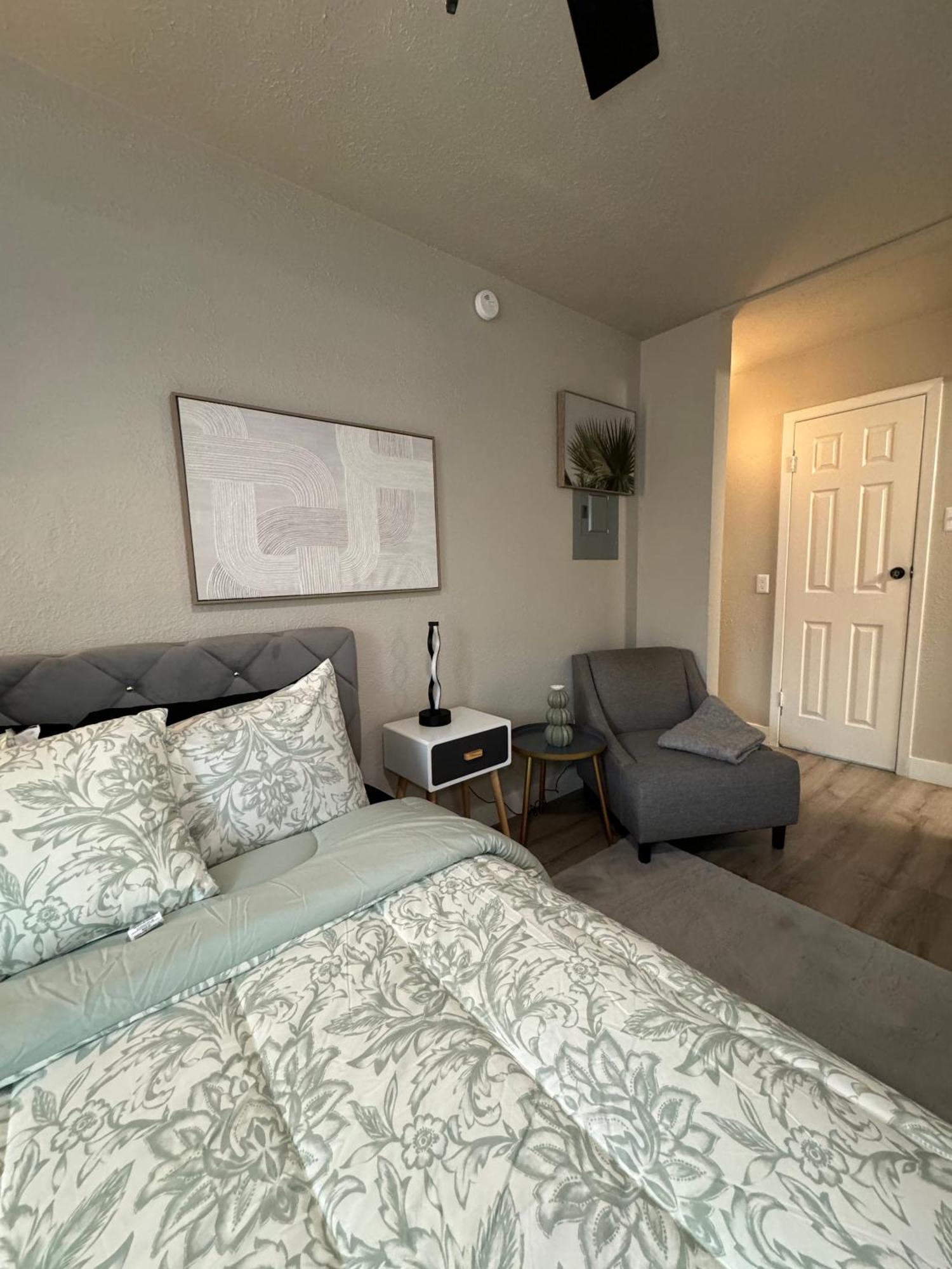 Dt L Serene Spot 1bd * Dallas