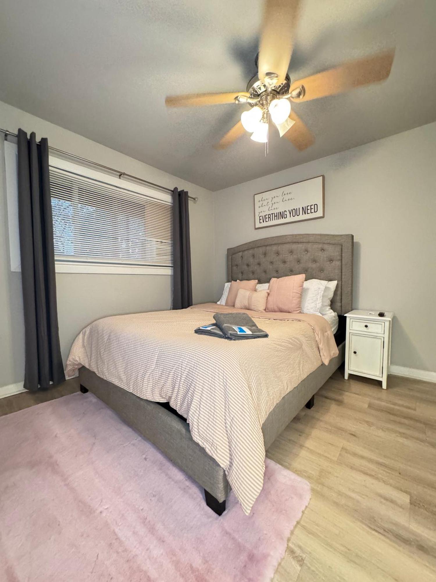 Dt - Charming 1bd - Nearby Dt - 5 Min From Baylor Med Apartment