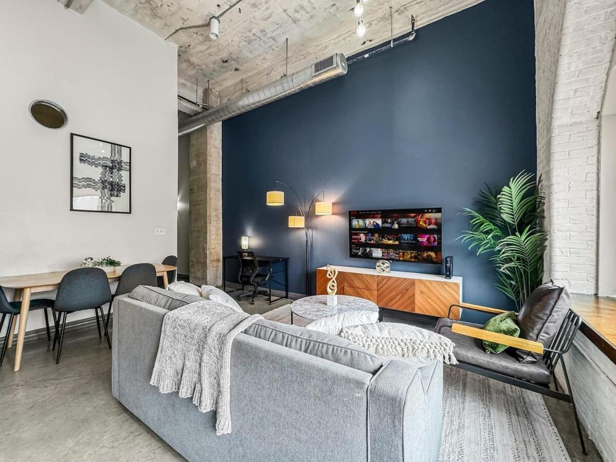 Apartment Elegant Luxe 2bd, Dt Dallas, Sleeps 12, Free Parking, Near Convention Center *