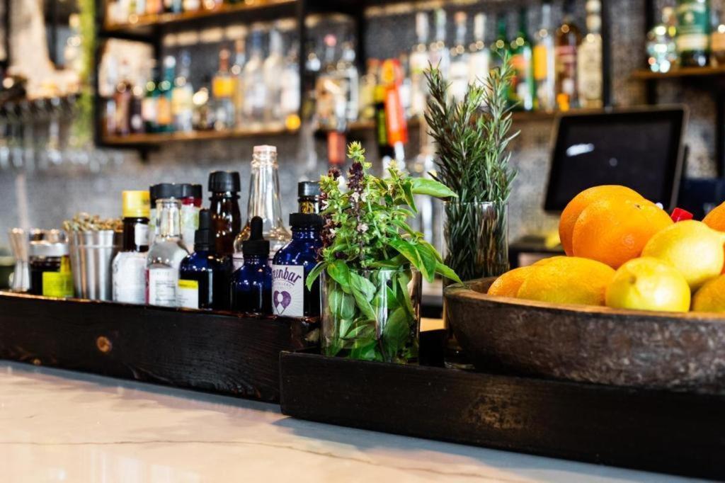Hostel Deep Ellum - Adults Only