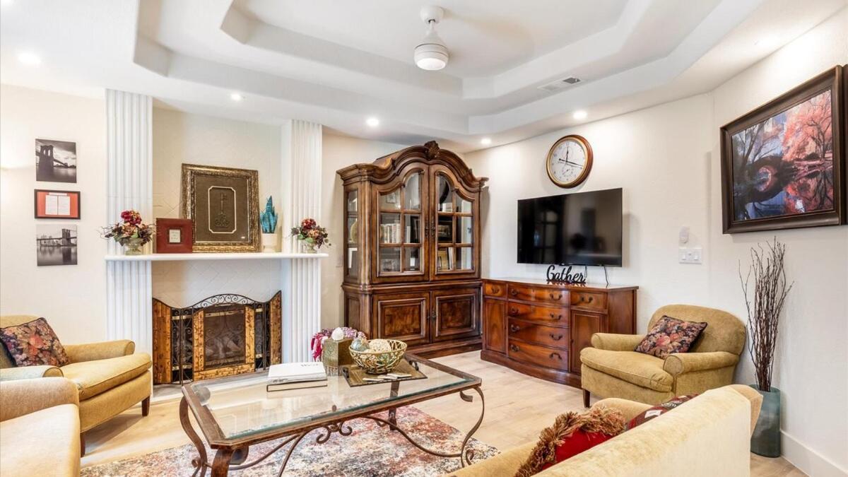 Holiday home Flair House Midway-hollow, Uptown Close By Dallas