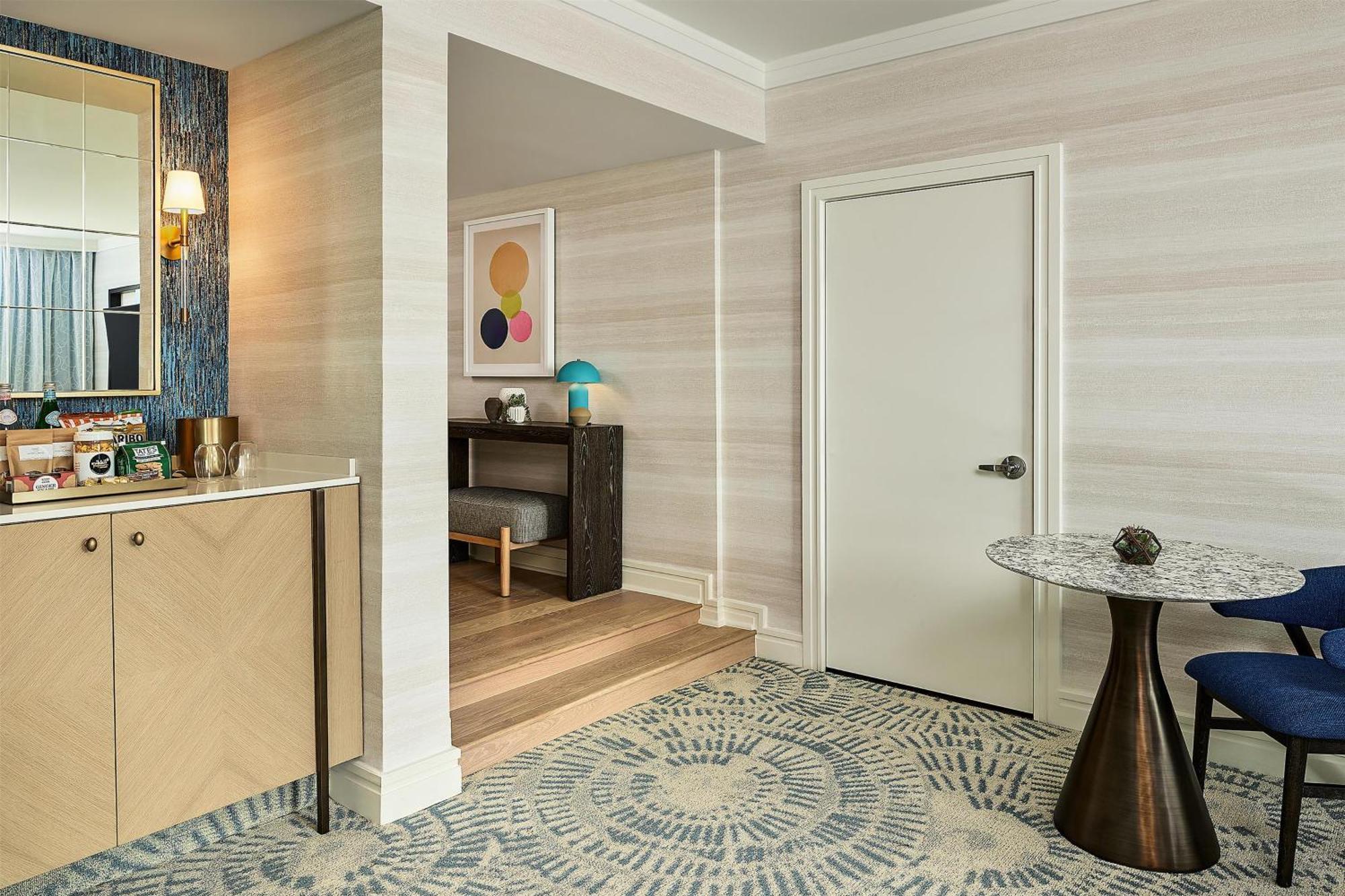 The Highland Dallas, Curio Collection By Hilton Dallas
