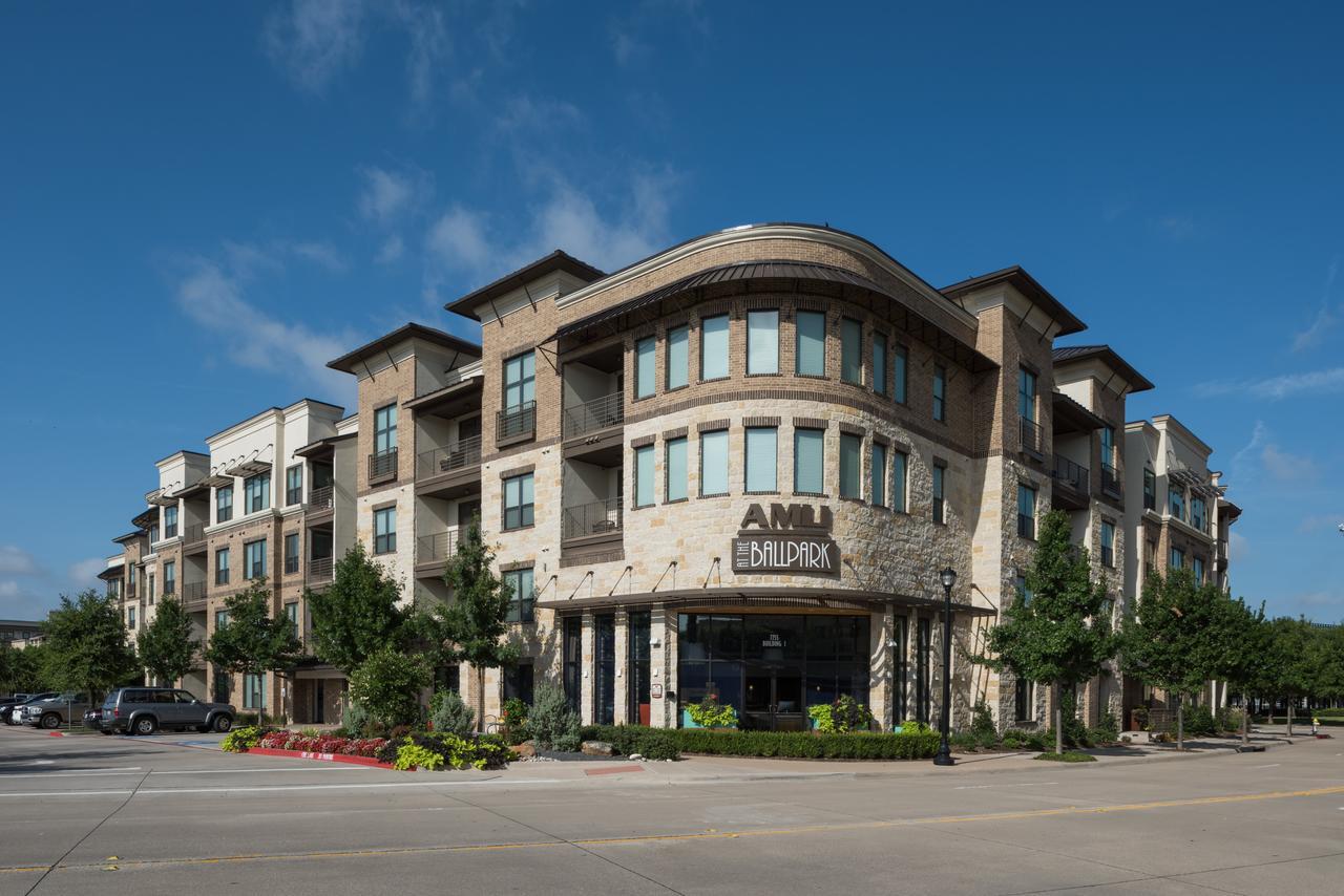 Apartment Oakwood At Amli At The Ballpark