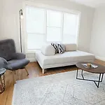 Fresh & Bright, Lower-Greenville Ave Area