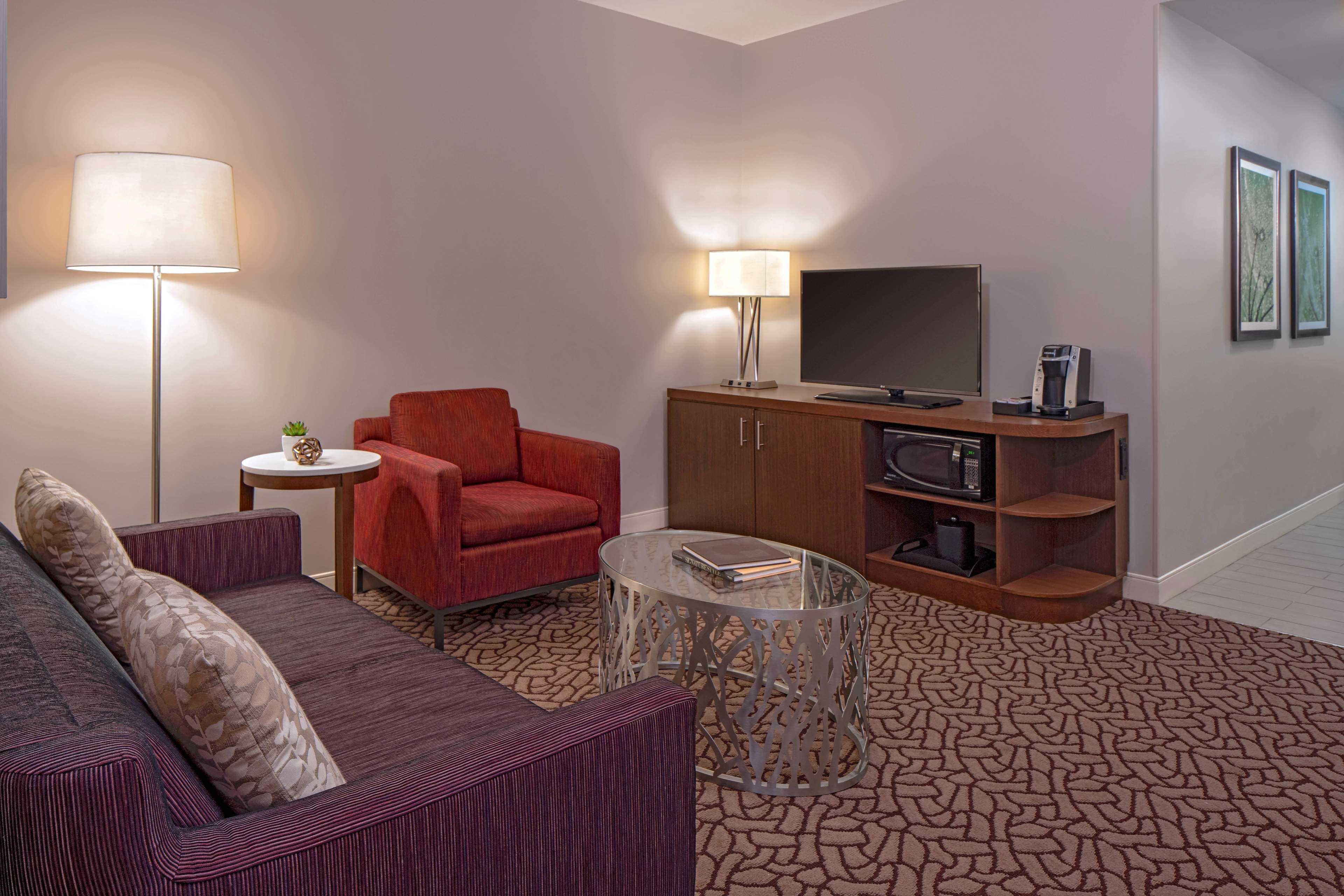Hilton Garden Downtown Hotel Dallas