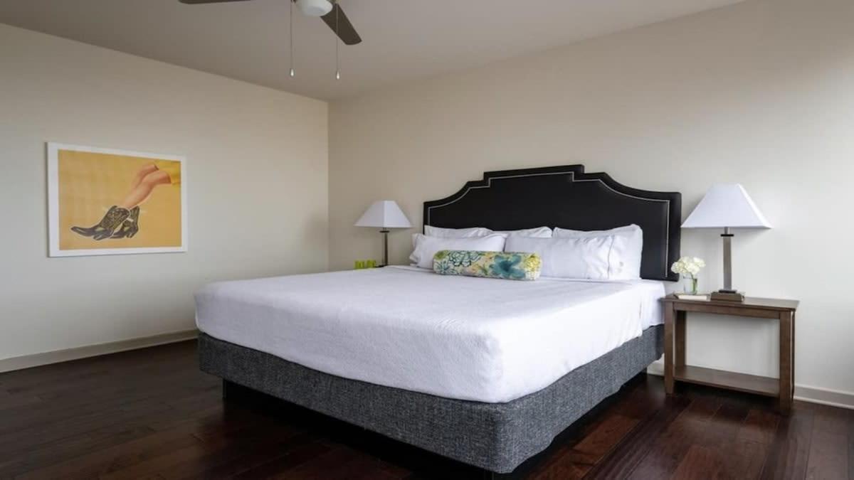 Apartment 23rd Fl Bold Cozysuites With Pool, Gym Dallas