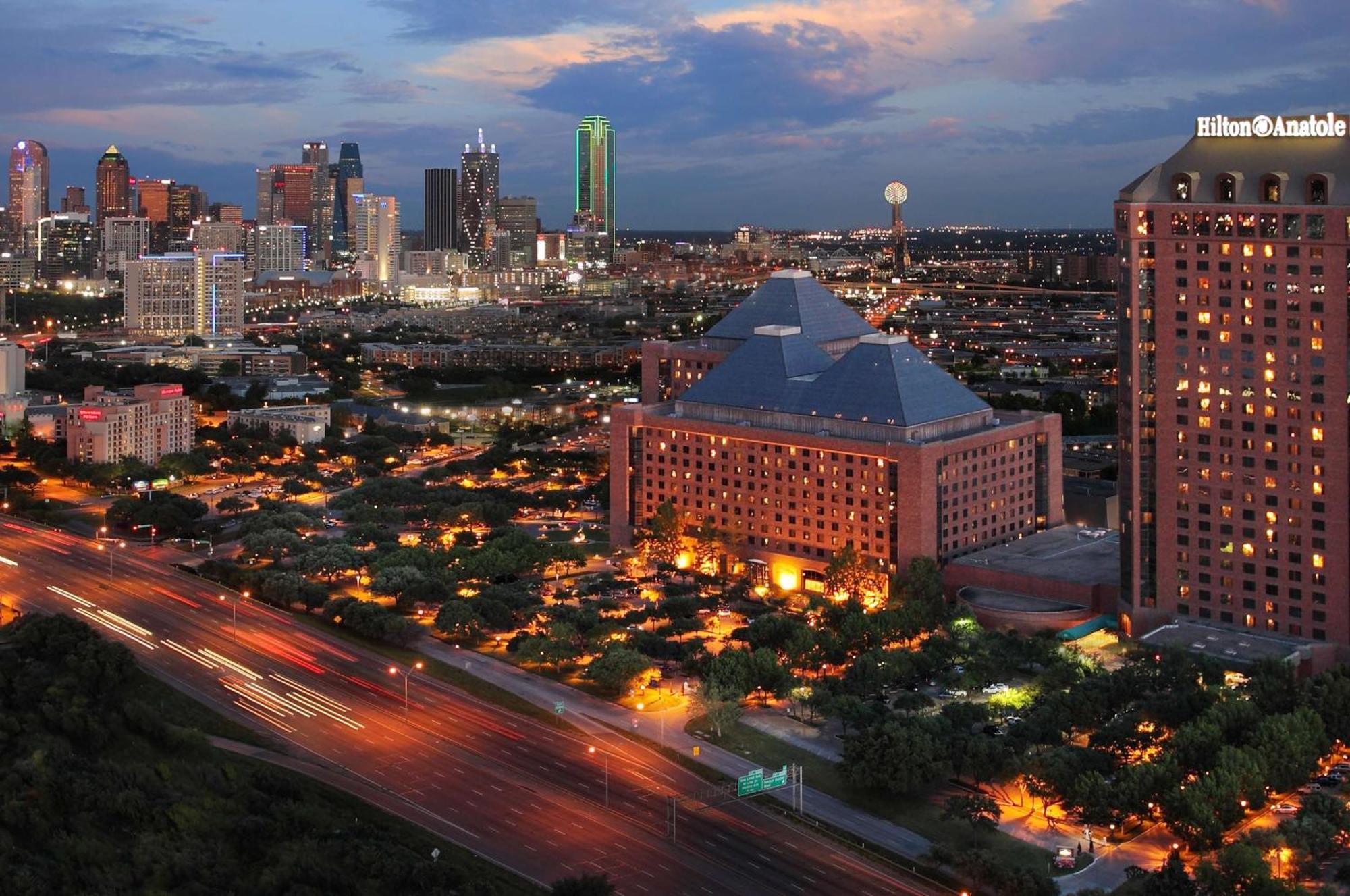 Hilton Anatole 4*