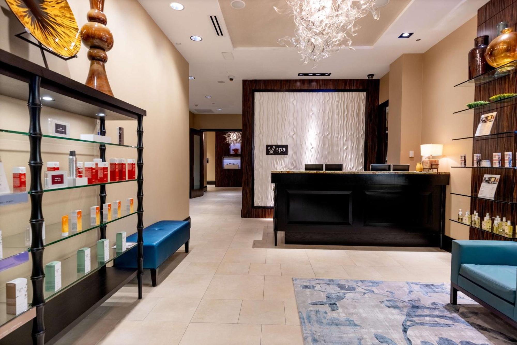 Resort Hilton Anatole 4*