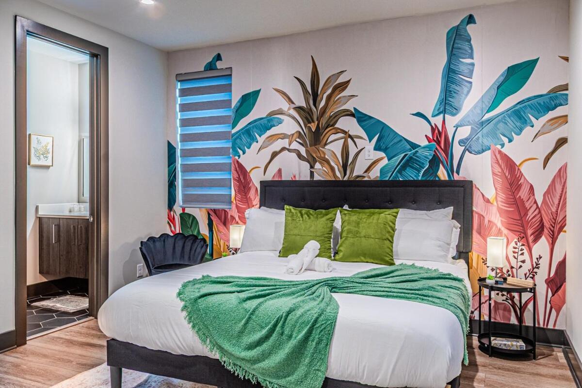 Holiday home Oak Lawn Luxe Stay- Hot Tub, Arcades, Pool Table & *
