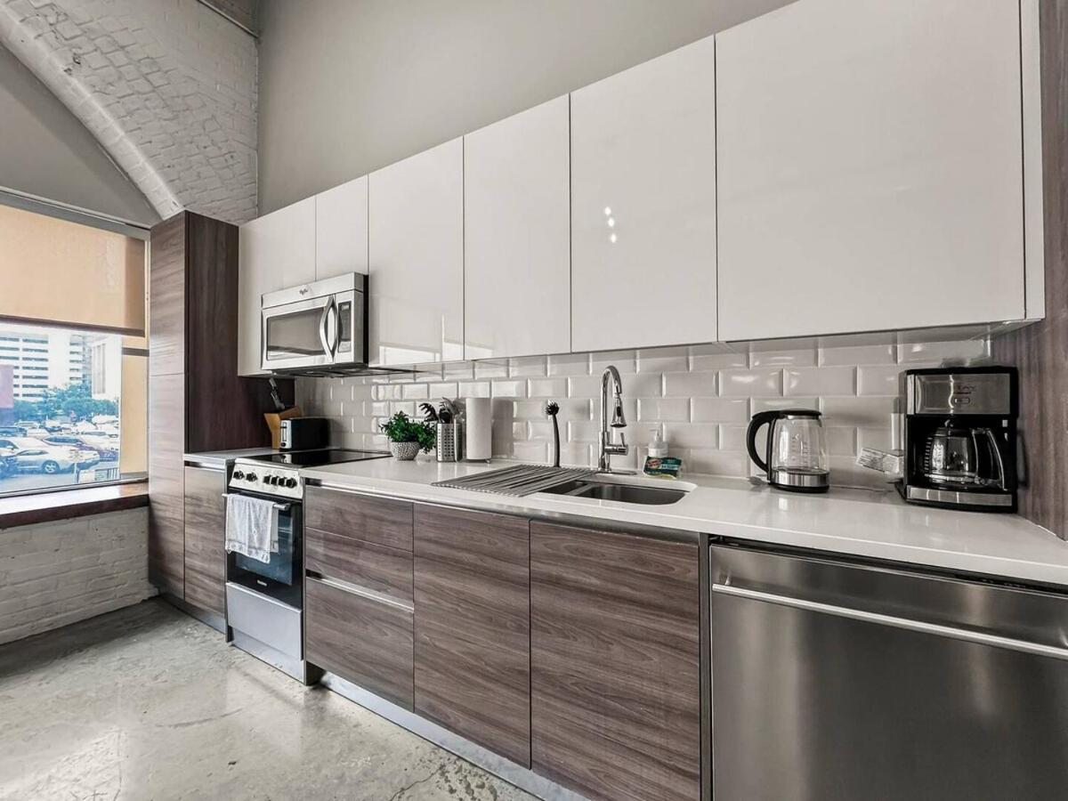 Elegant Luxe 2bd, Dt Dallas, Sleeps 12, Free Parking, Near Convention Center Apartamento