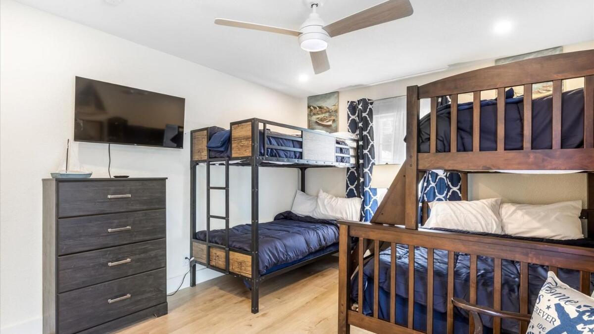 Holiday home Flair House Midway-hollow, Uptown Close By *