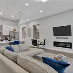 6-Min From Aa Arena L Modern Home Near Downtown