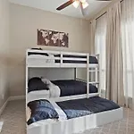 Farmers Market 3 Bd Townhome W Rooftop Terrace