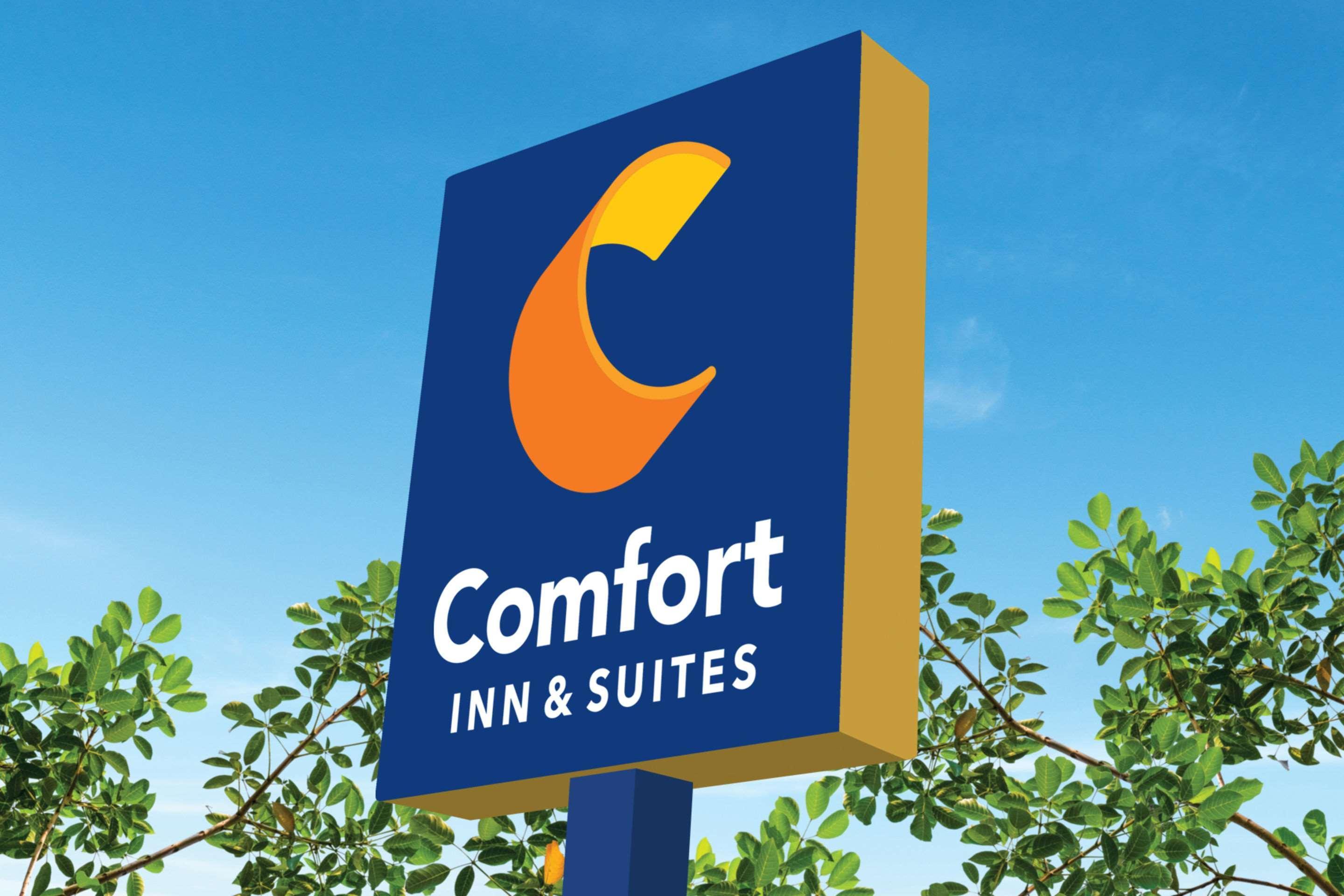 Comfort & North Dallas-addison Hotel Addison