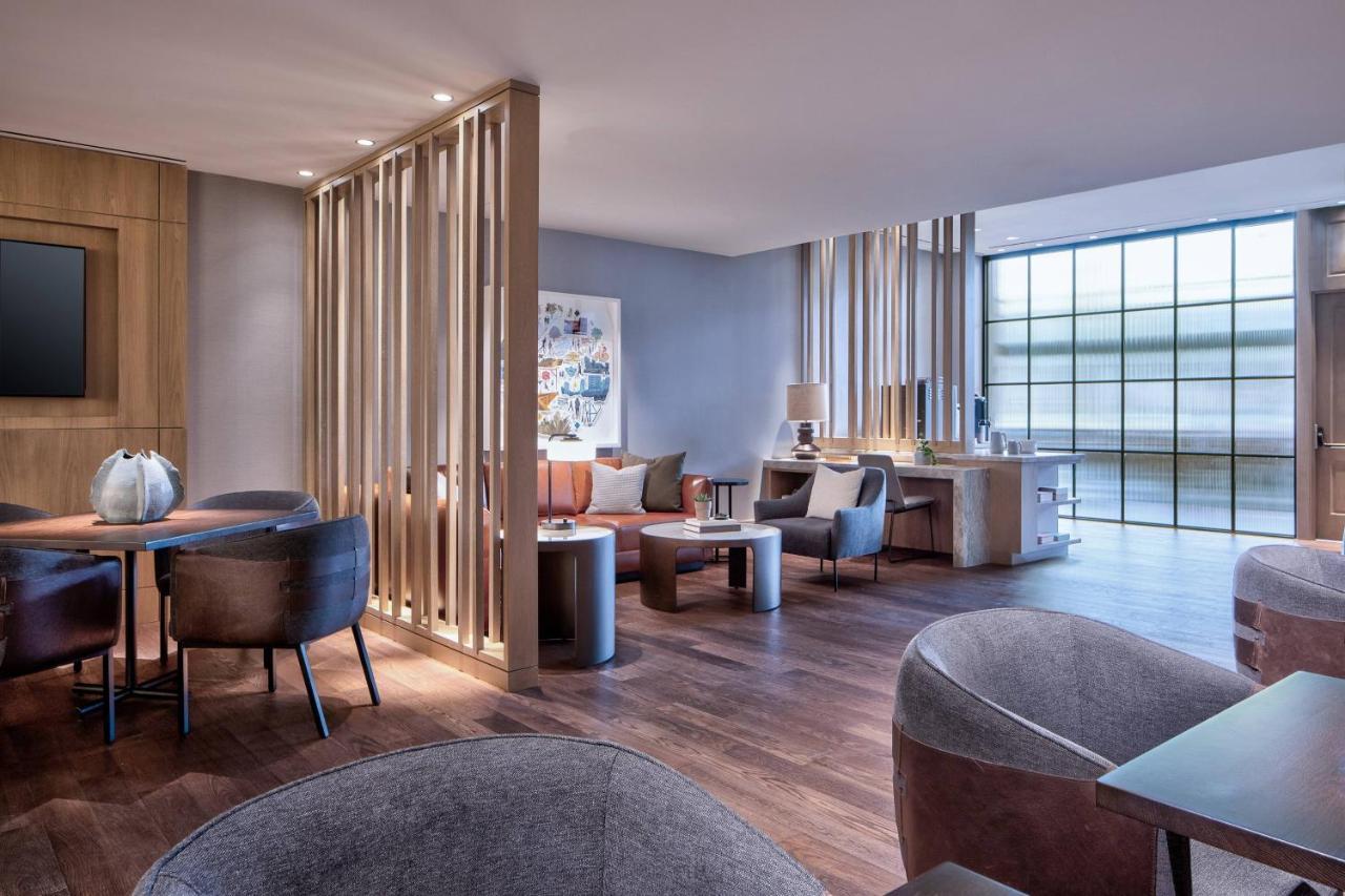 Hotel Marriott Uptown 4*