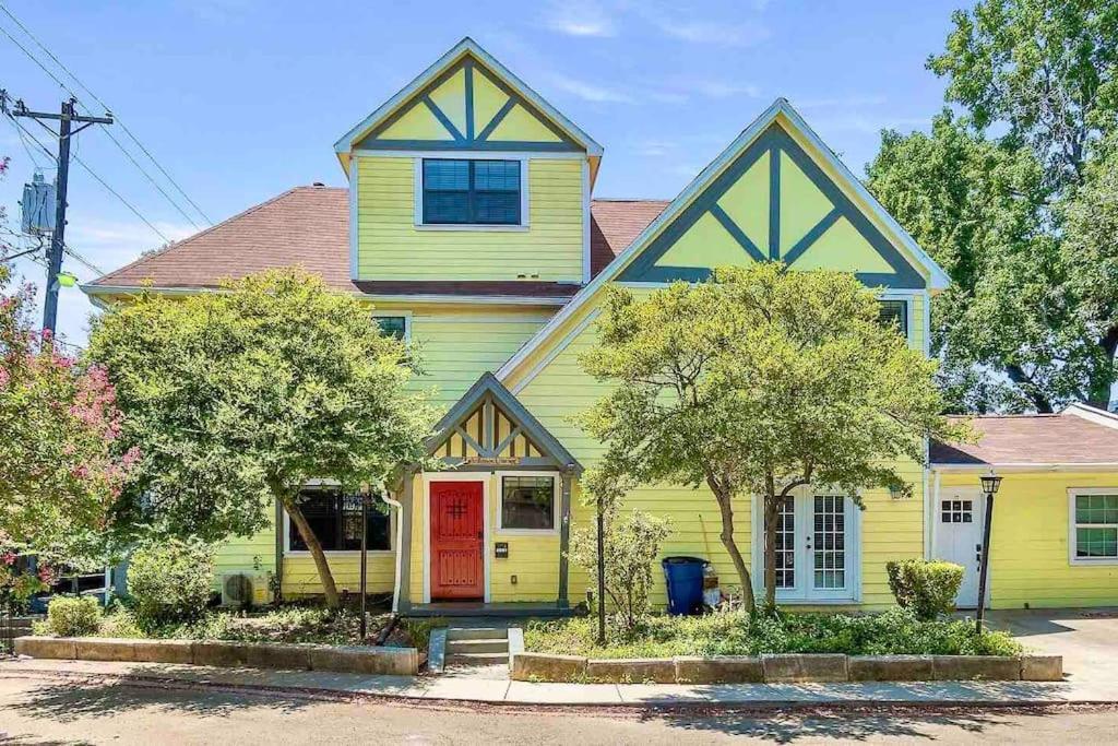 Yellow House Dallas