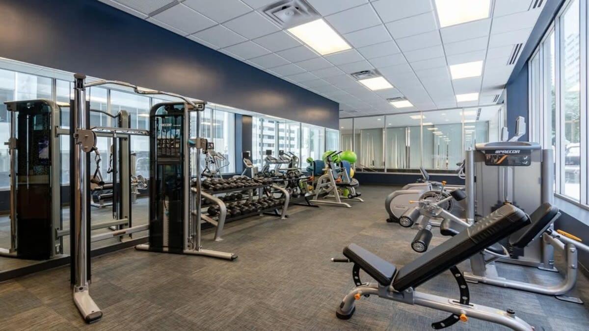 Downtown Cozysuites With Gym #10 * Dallas