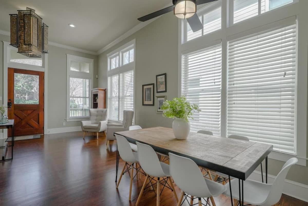 Holiday home Upscale Uptown Estate In Heart Of