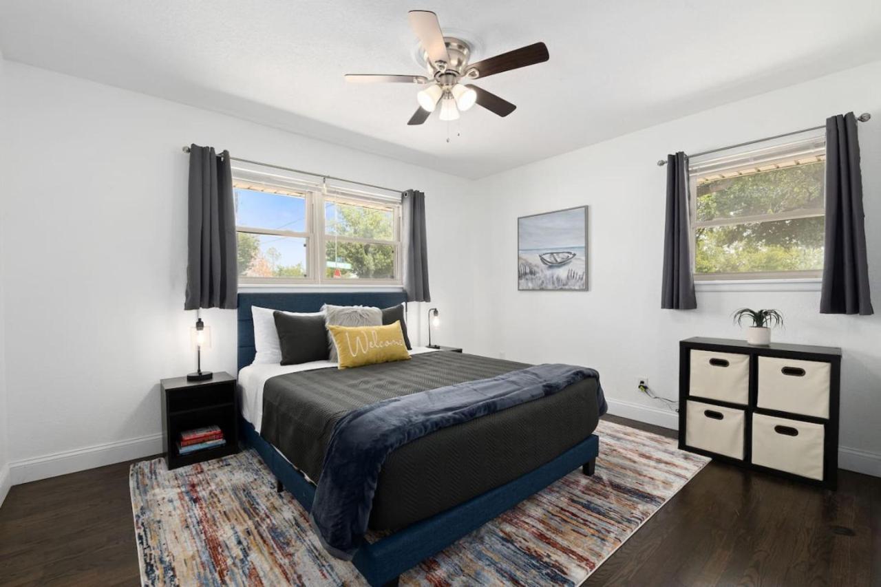 5 Star House Cozy And Charming Centrally Located Modern Holiday home