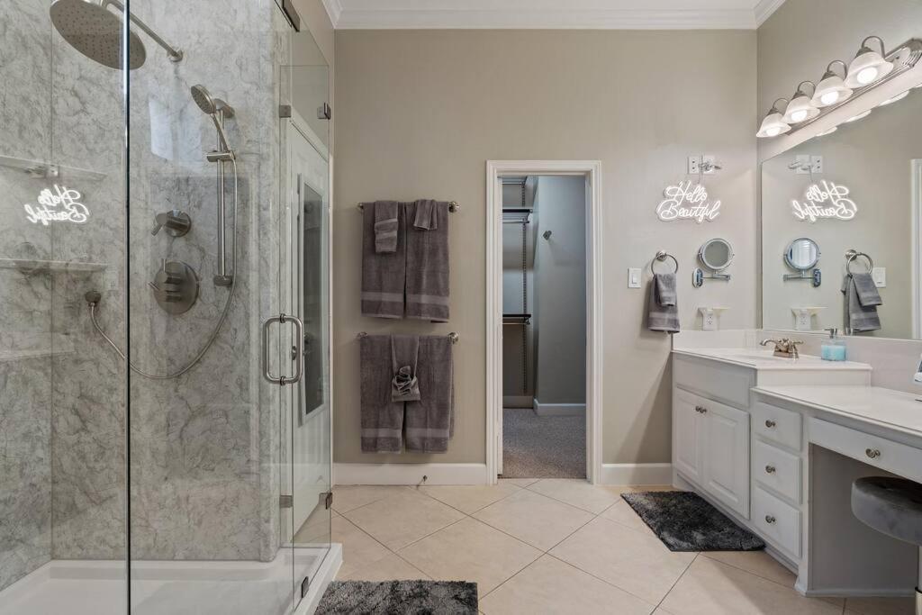 Apartment Farmers Market 3 Bd Townhome W Rooftop Terrace Dallas