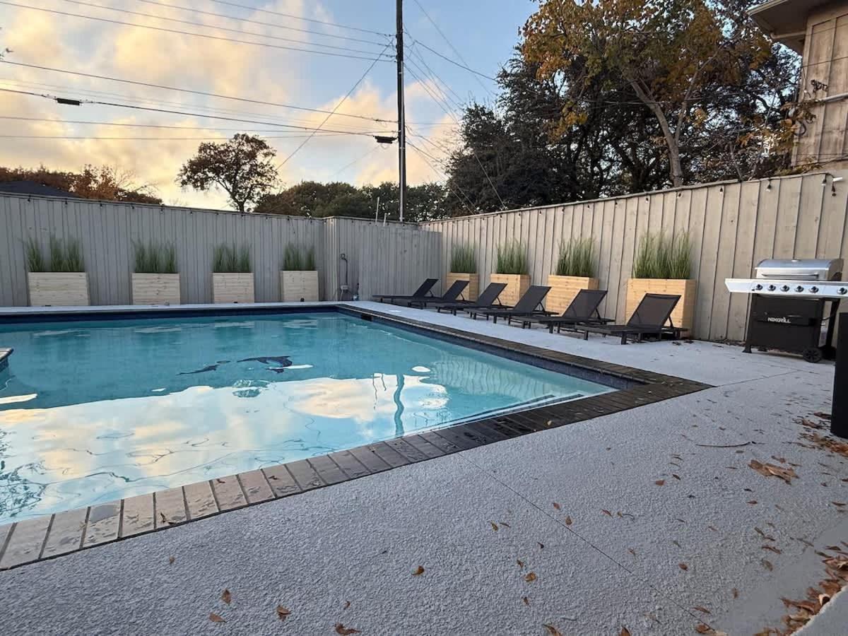 Holiday home Family Paradise Playhouse Includes Pool And Gameroom Dallas