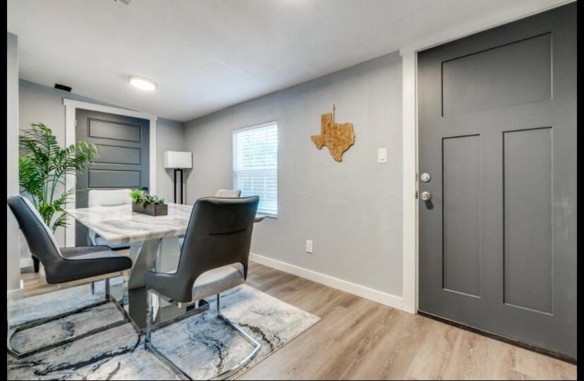 Charm In The Heart Of Medical District * Dallas