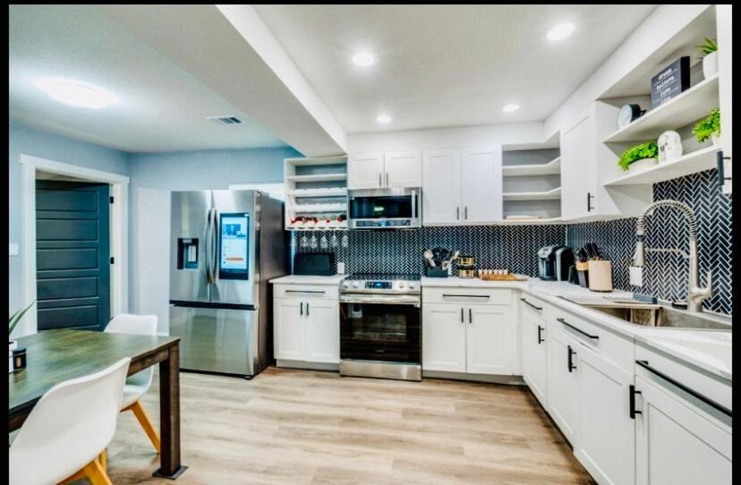 Charm In The Heart Of Medical District Dallas