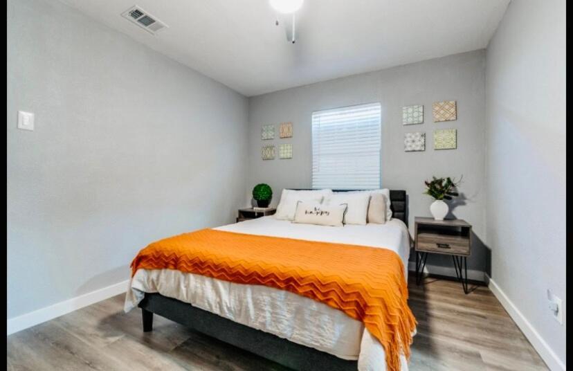 Charm In The Heart Of Medical District *