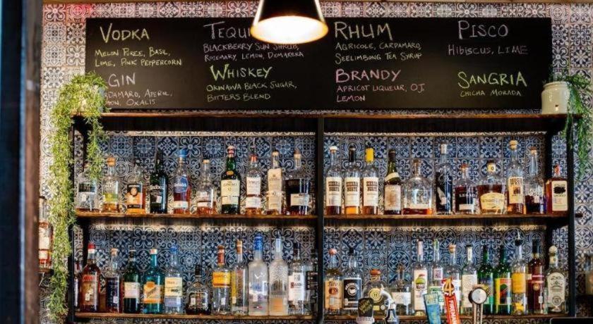 Deep Ellum - Adults Only Hostel *